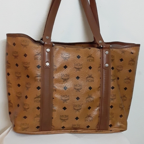 AUTHENTIC MCM TOTE - Picture 3 of 8